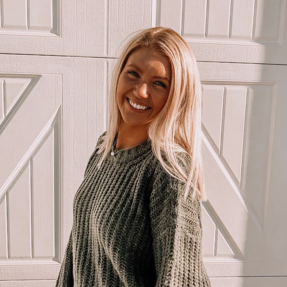 Meet your Posher, Adelyn